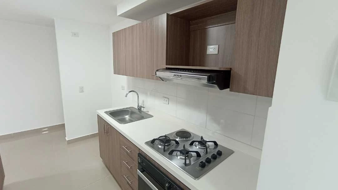 Se arrienda apartamento sector cabañitas cerca ala estación madera