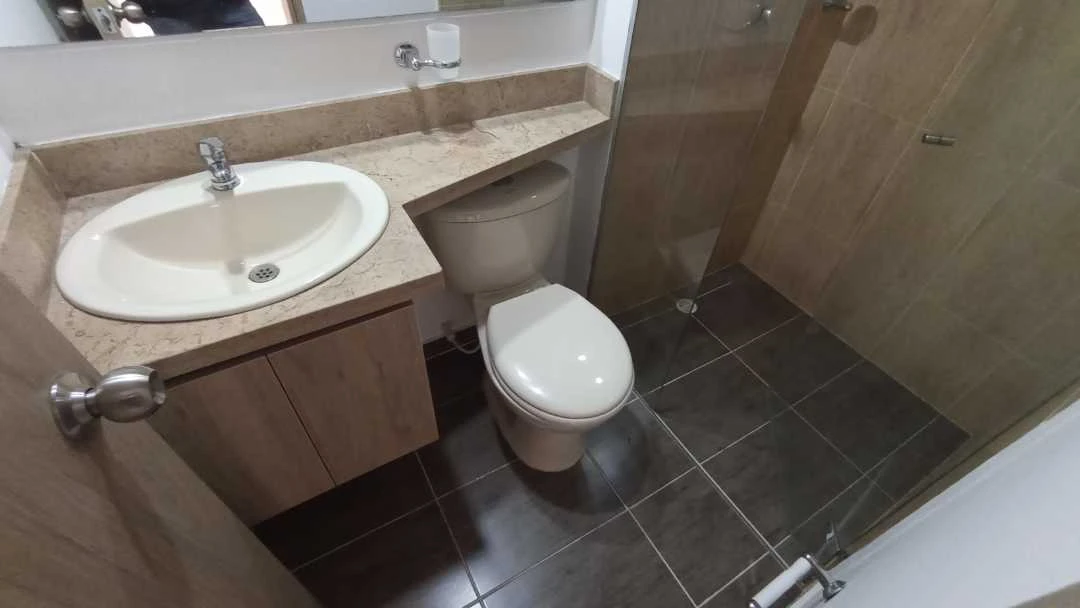 Apartamento en venta o arriendo sector niquia