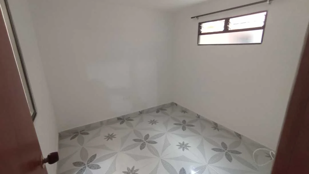 Se arrienda apartamento interior edificio en cabañas