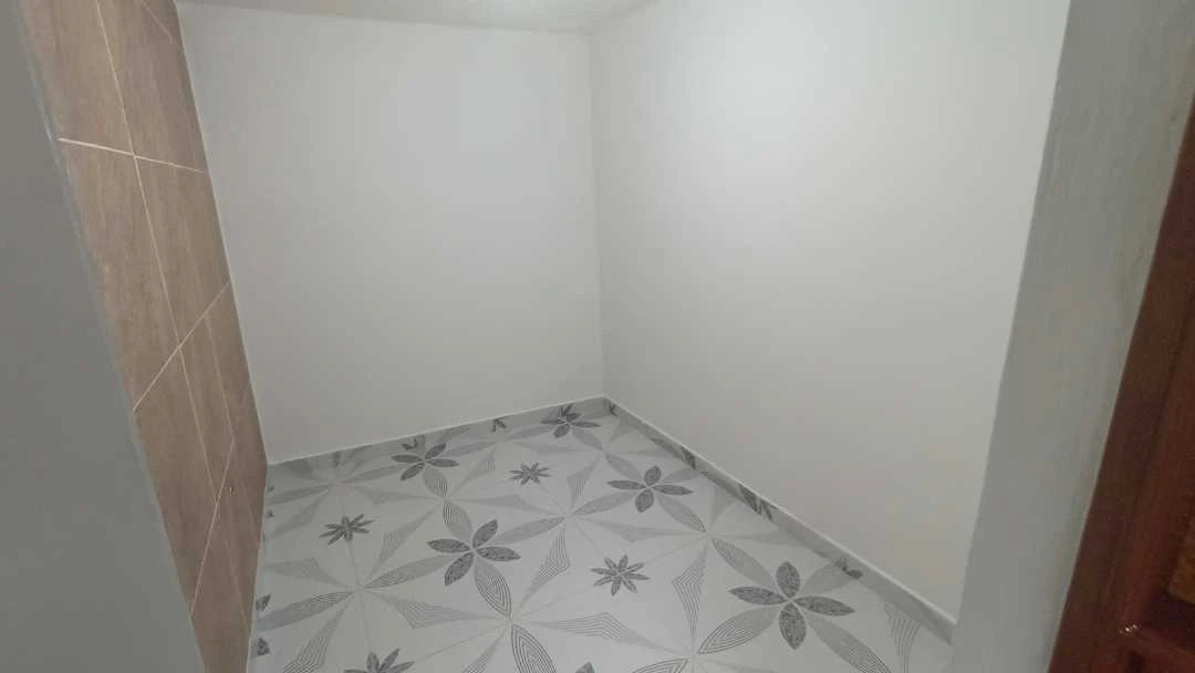 Se arrienda apartamento interior edificio en cabañas