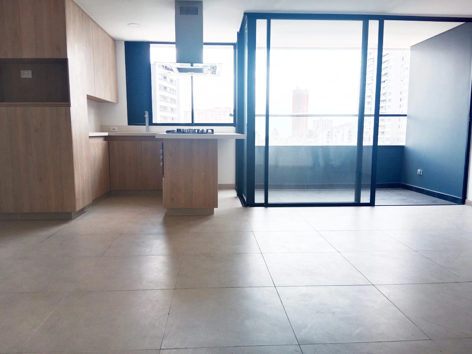APARTAMENTO EN ARRIENDO LAS PALMAS POBLADO