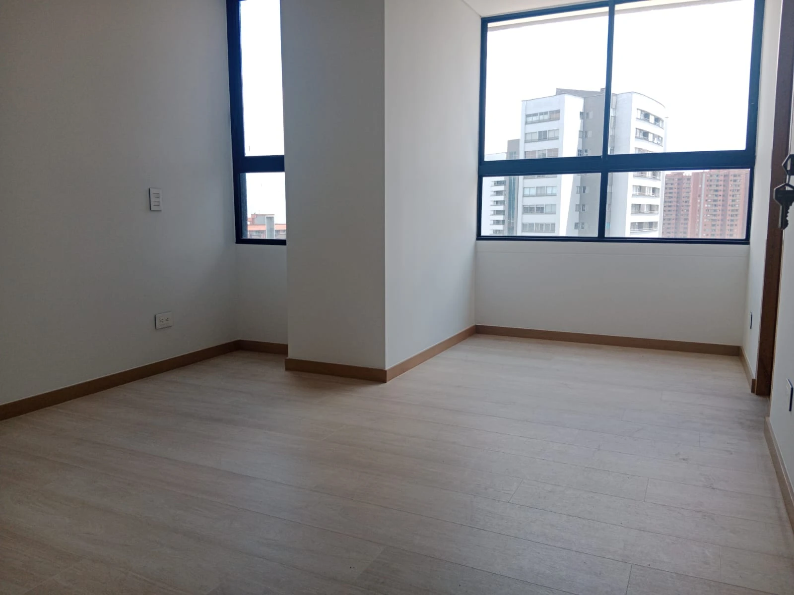 APARTAMENTO EN ARRIENDO LAS PALMAS POBLADO