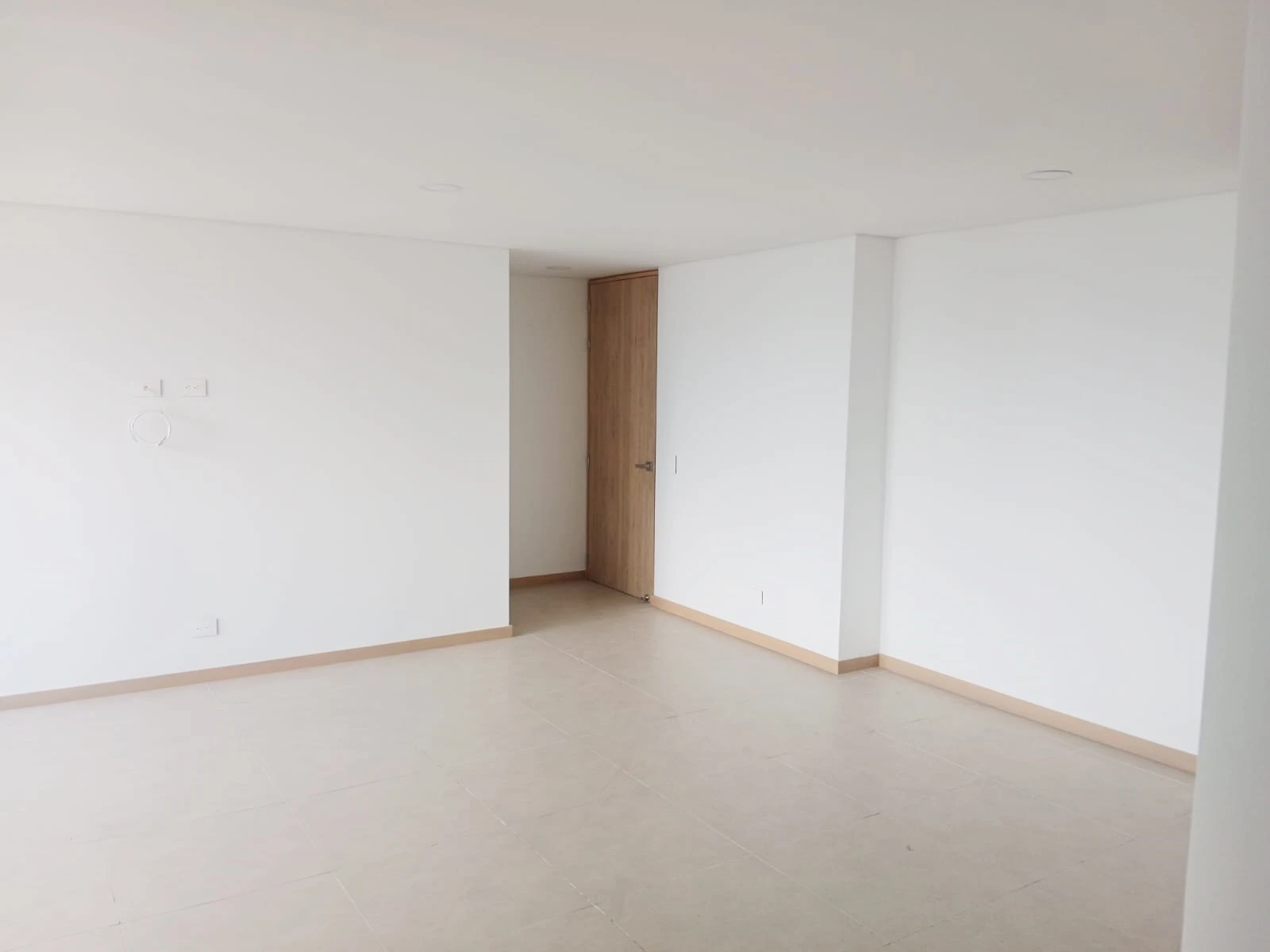 APARTAMENTO EN ARRIENDO LAS PALMAS POBLADO