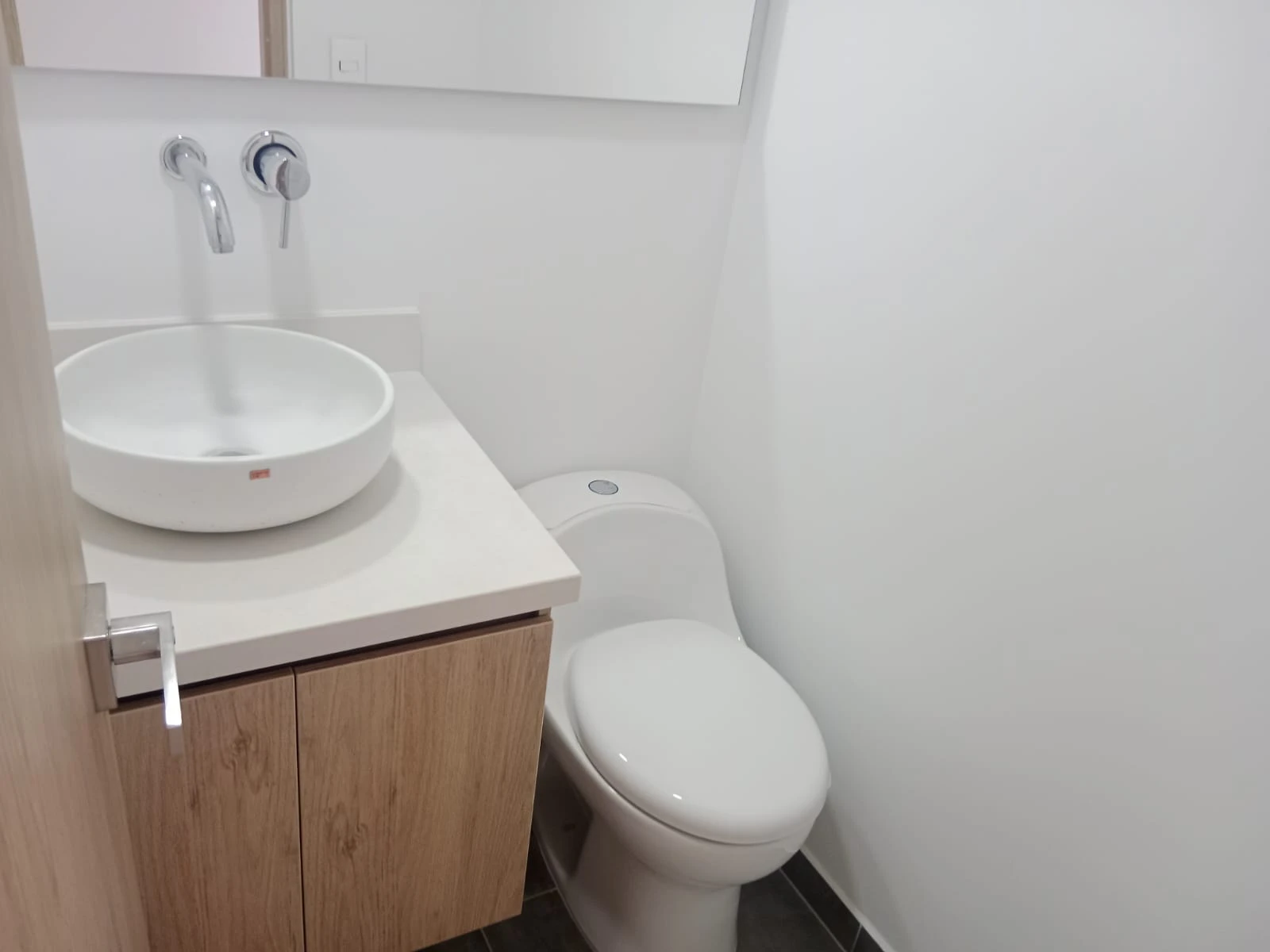 APARTAMENTO EN ARRIENDO LAS PALMAS POBLADO