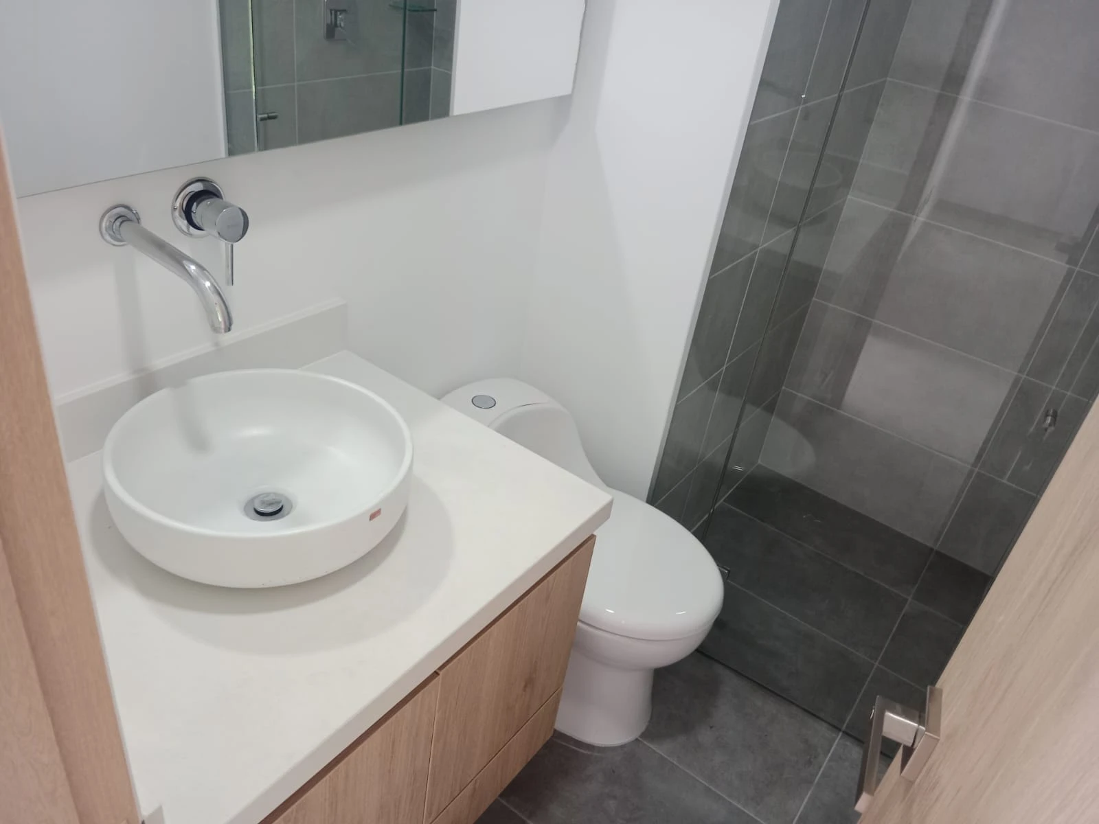 APARTAMENTO EN ARRIENDO LAS PALMAS POBLADO