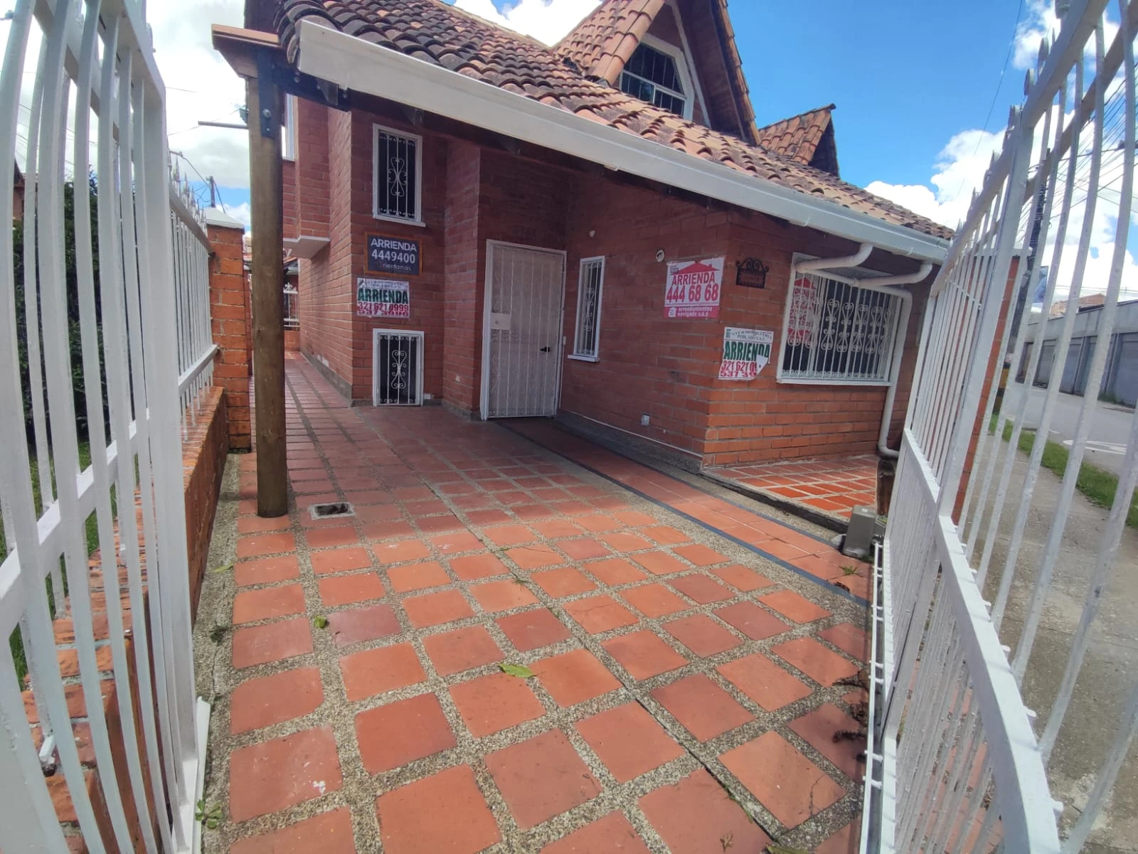 CASA EN ARRIENDO EN SAN ANTONIO 
