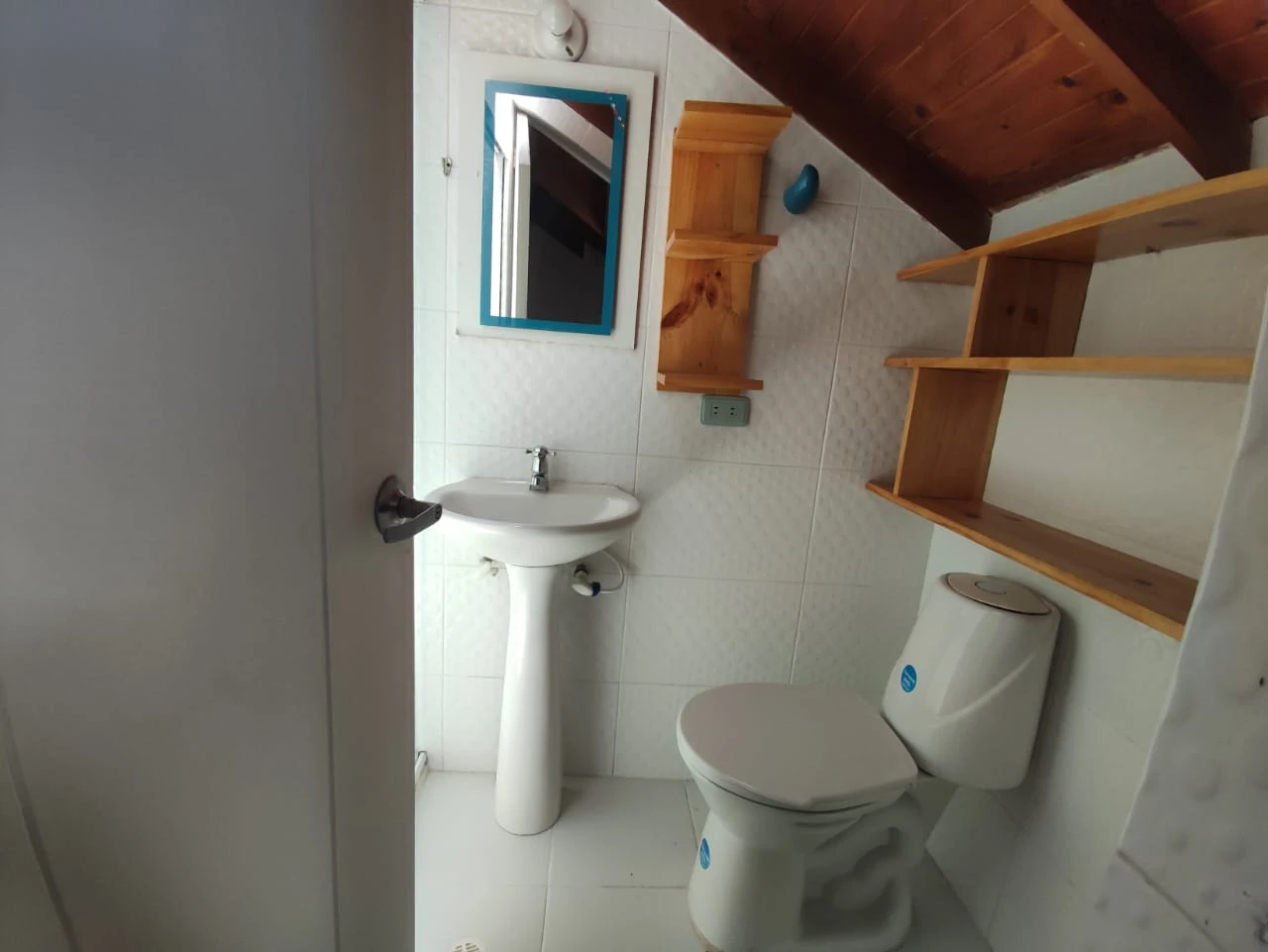 CASA EN ARRIENDO EN SAN ANTONIO 