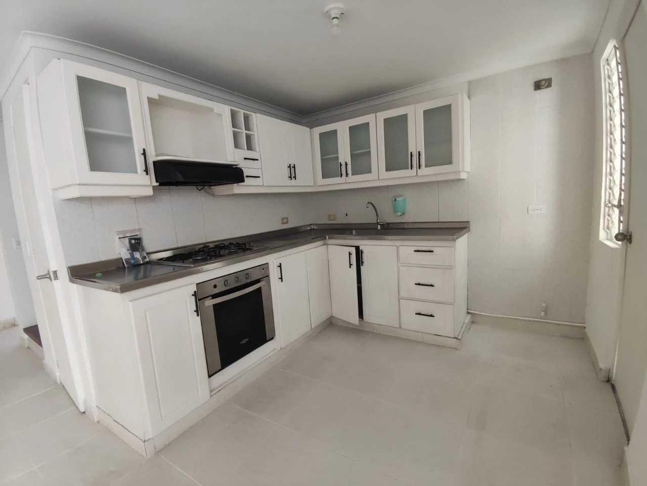 CASA EN ARRIENDO EN SAN ANTONIO 