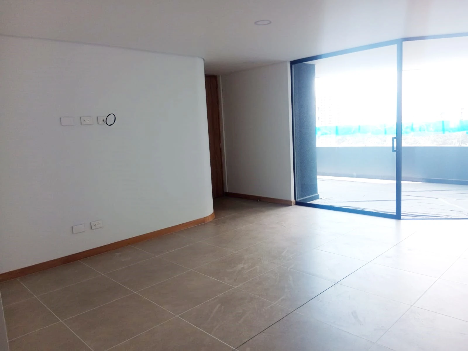 ARRIENDO APARTAMENTO EN EL POBLADO