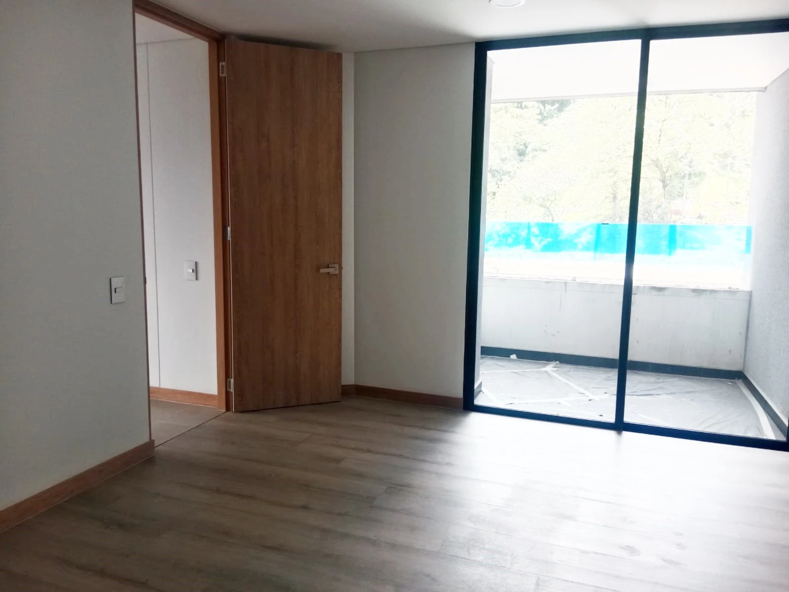 ARRIENDO APARTAMENTO EN EL POBLADO