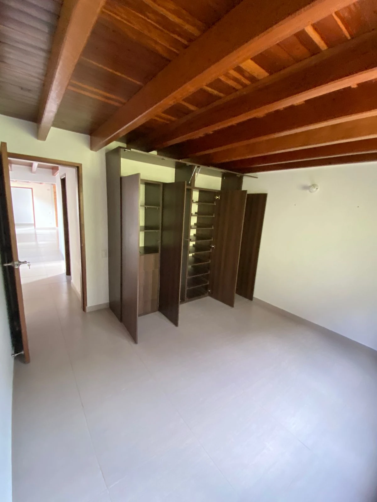 ARRIENDO CASA CAMPESTRE EN ENVIGADO 