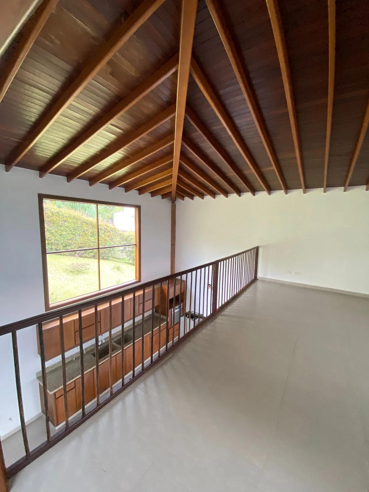 ARRIENDO CASA CAMPESTRE EN ENVIGADO 