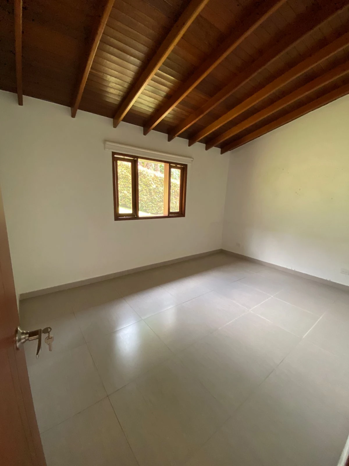 ARRIENDO CASA CAMPESTRE EN ENVIGADO 