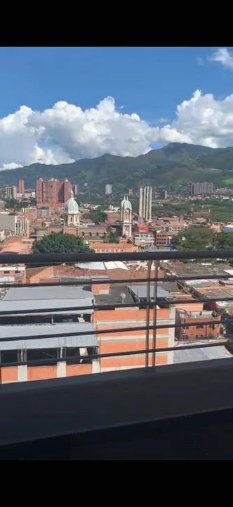Apartamento en venta cerca al parque de bello