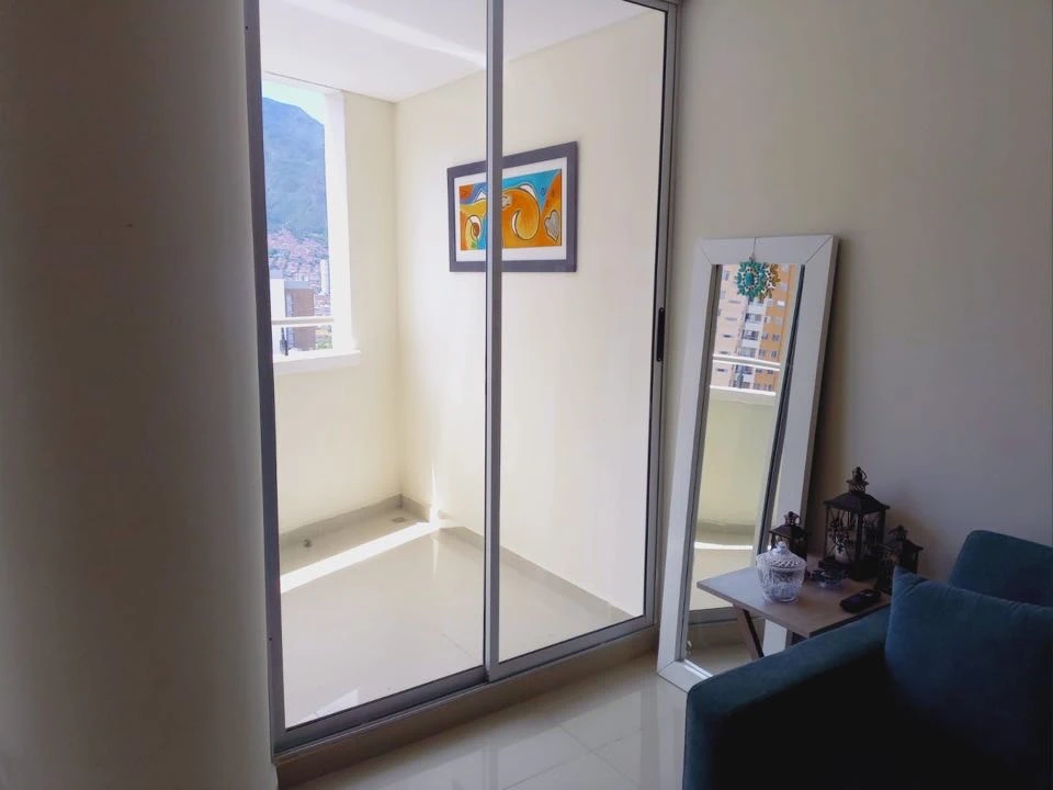 Apartaestudio amoblado en arriendo al frente de Fabricato