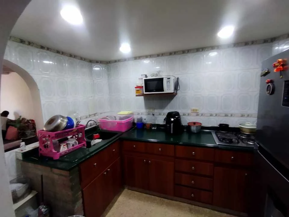Casa en Venta de tres niveles en Florencia