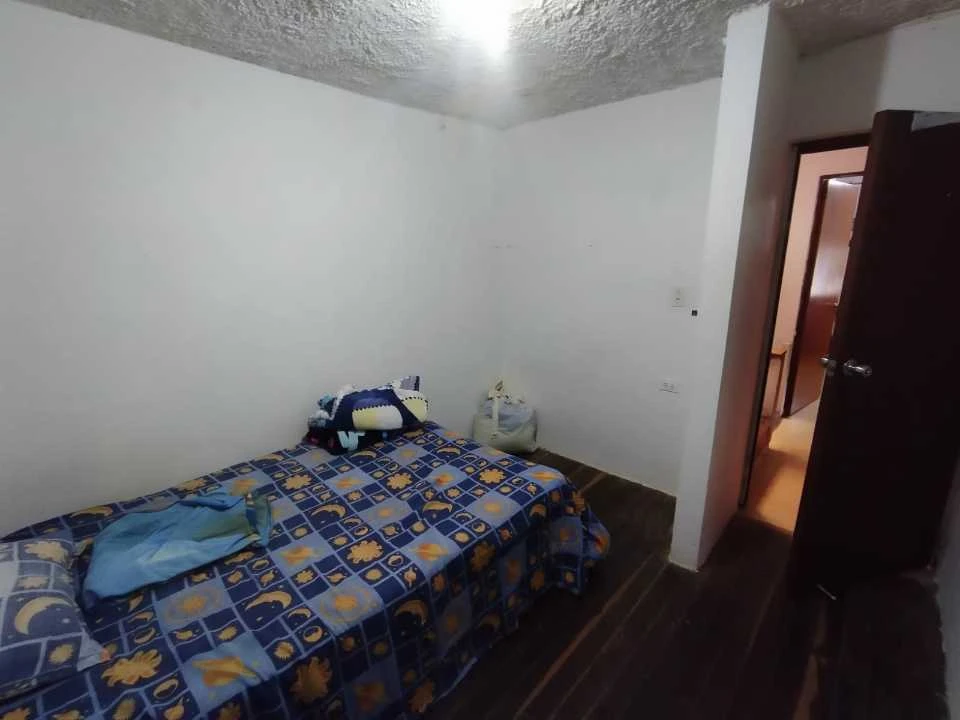 Casa en Venta de tres niveles en Florencia