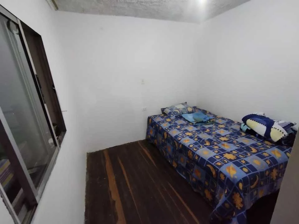 Casa en Venta de tres niveles en Florencia