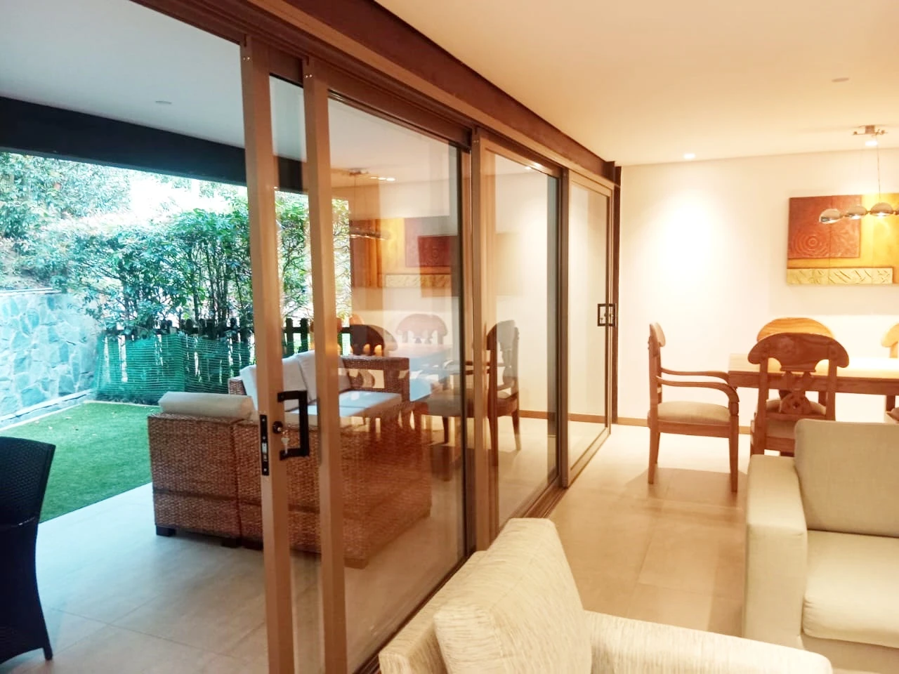 CASA EN ARRIENDO  ENVIGADO LOMA DEL ESCOBERO