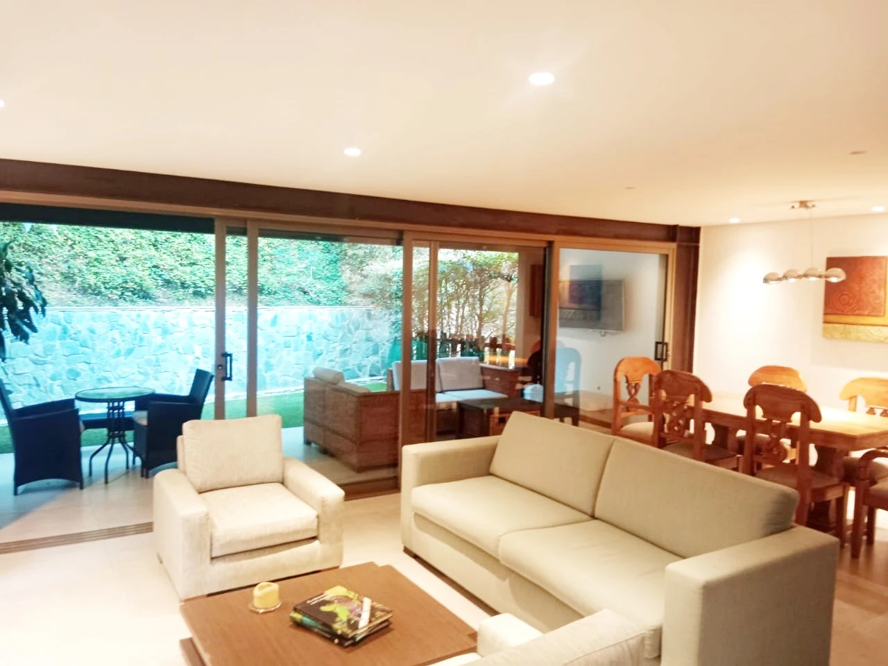 CASA EN ARRIENDO  ENVIGADO LOMA DEL ESCOBERO