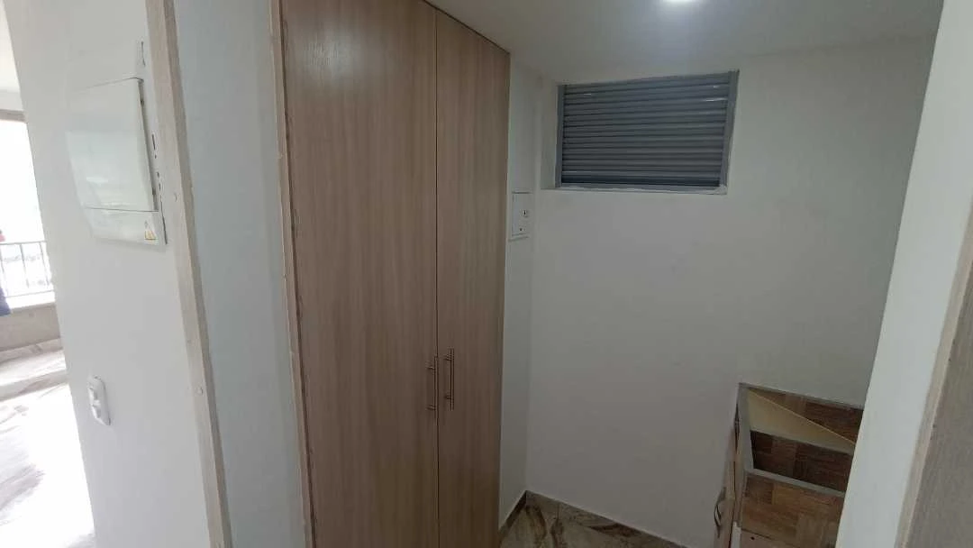 Se arrienda apartamento sector Navarra unidad cerrada