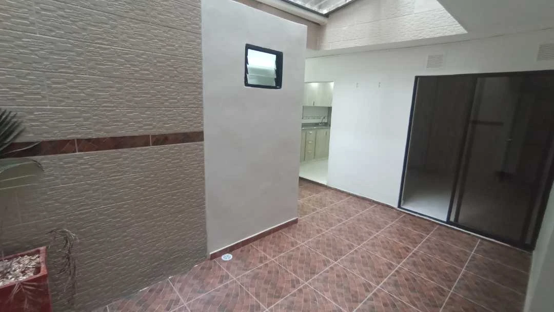 Se arrienda apartamento 1 piso sector florencia- gratamira