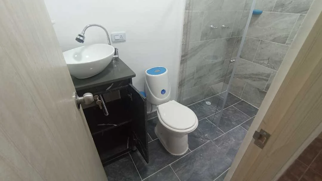 Se arrienda apartamento 1 piso sector florencia- gratamira
