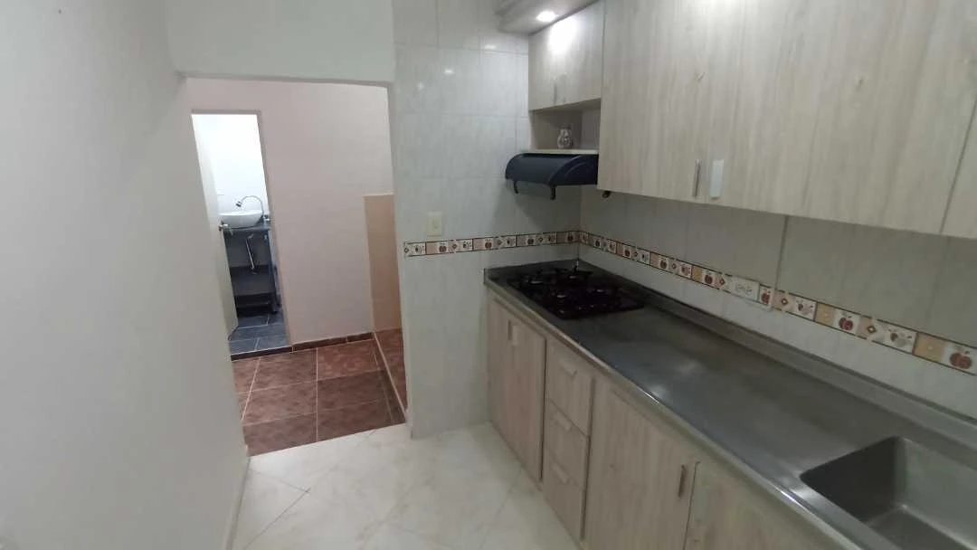 Se arrienda apartamento 1 piso sector florencia- gratamira