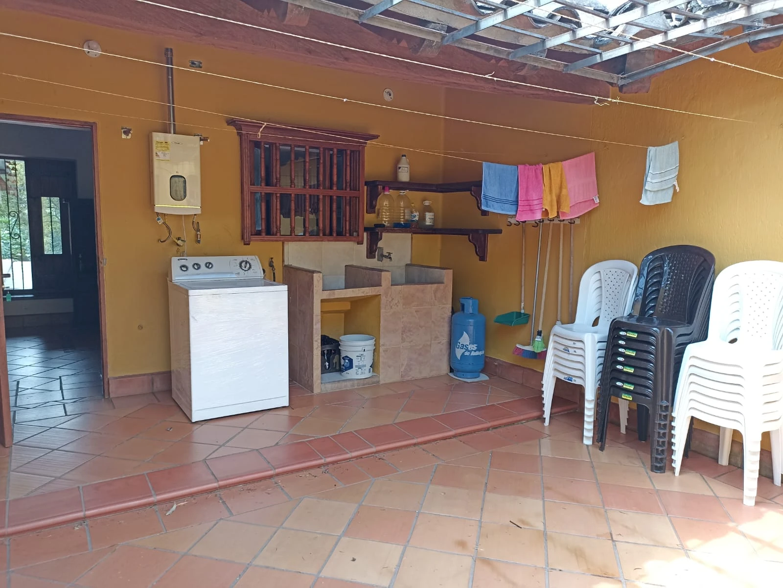 Casa finca para arriendo en las Cuchillas de San José