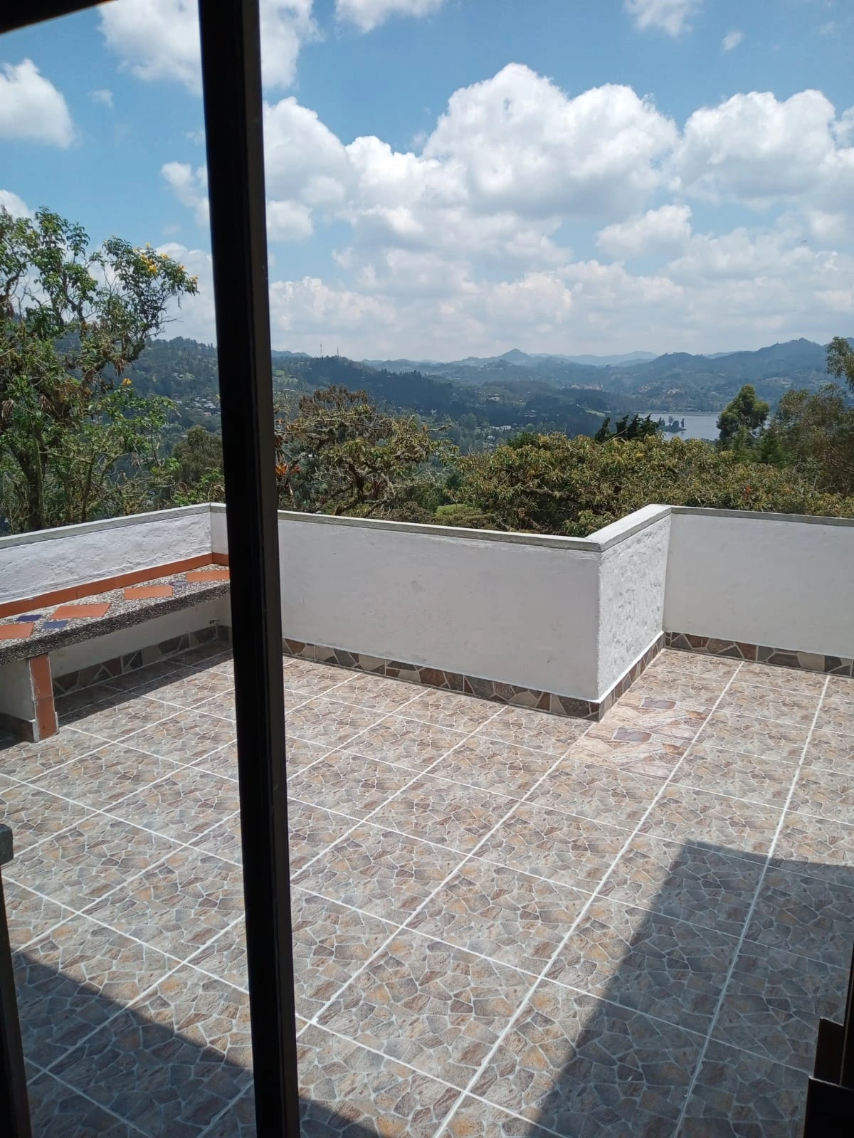 CASA AMOBLADA EN SECTOR FIZEBAD 