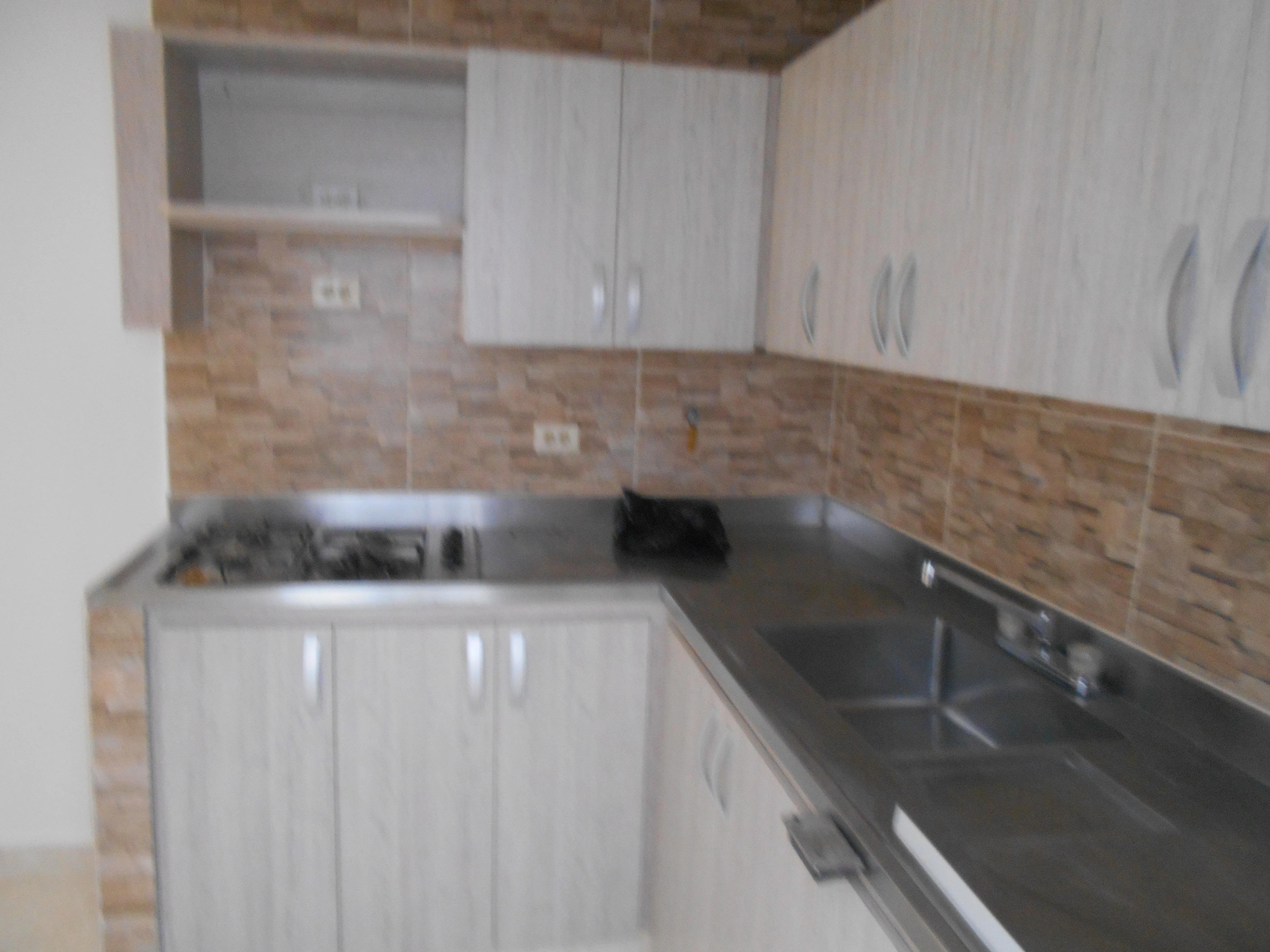 Aparta estudio en Arriendo sector simon Bolivar