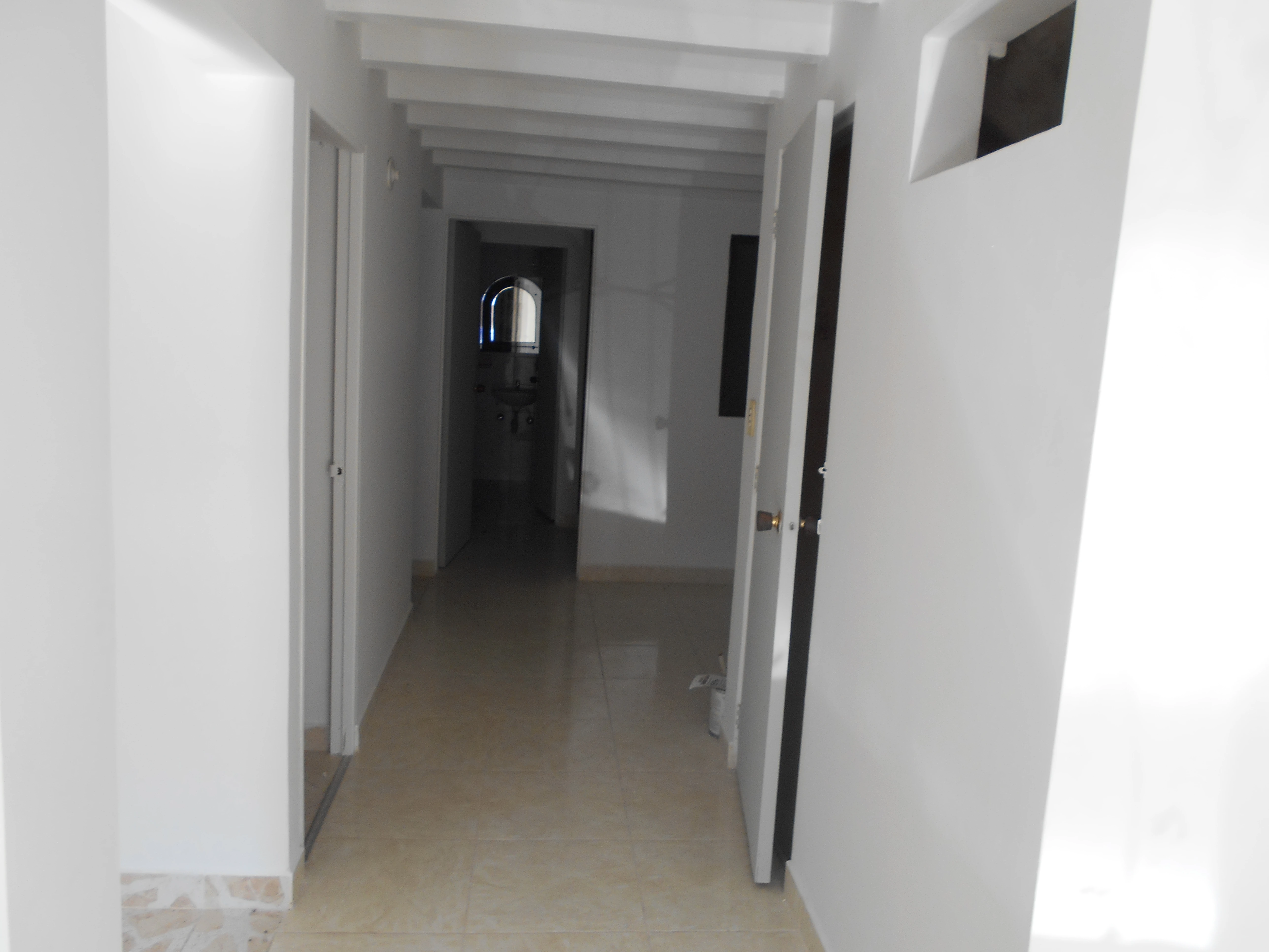 Aparta estudio en Arriendo sector simon Bolivar