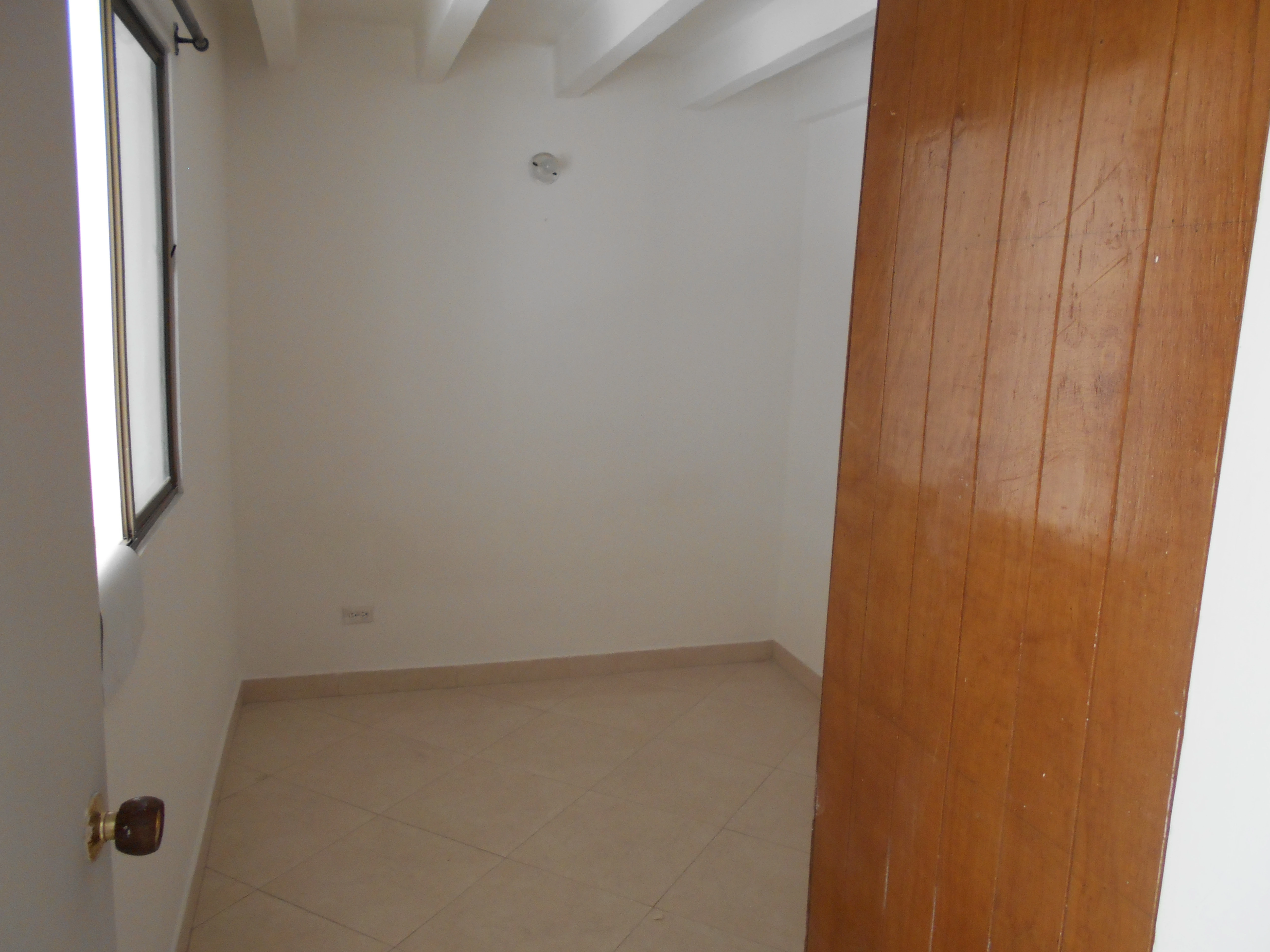 Aparta estudio en Arriendo sector simon Bolivar