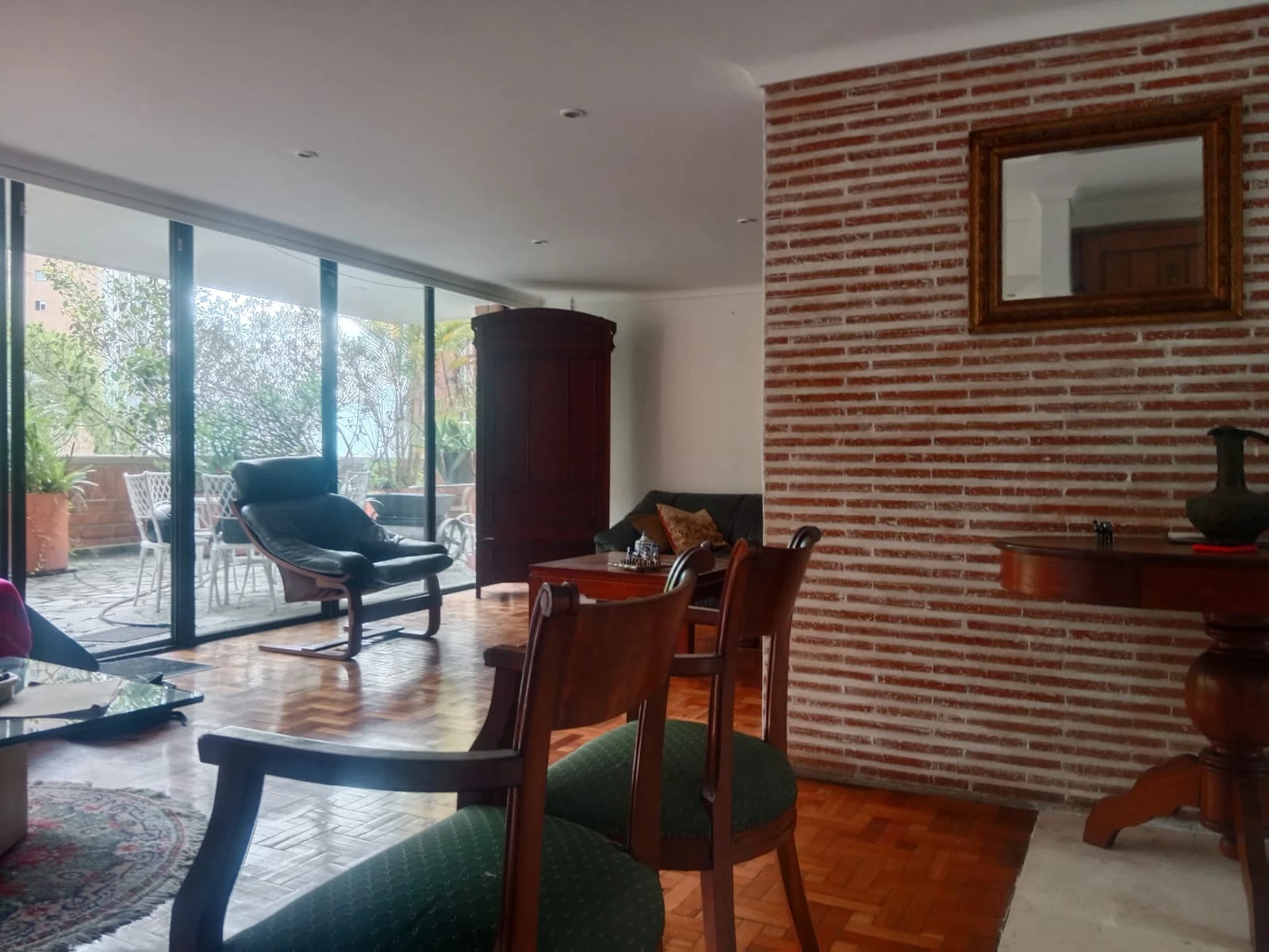 ARRIENDO APARTAMENTO EN EL POBLADO