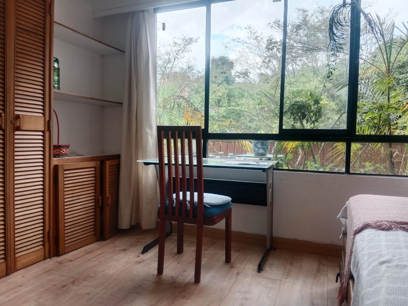 ARRIENDO APARTAMENTO EN EL POBLADO