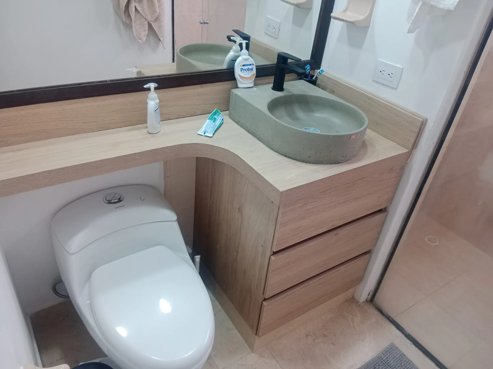 ARRIENDO APARTAMENTO EN EL POBLADO