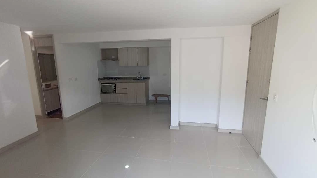 Se arrienda apartamento en sector navarra unidad cerrada.