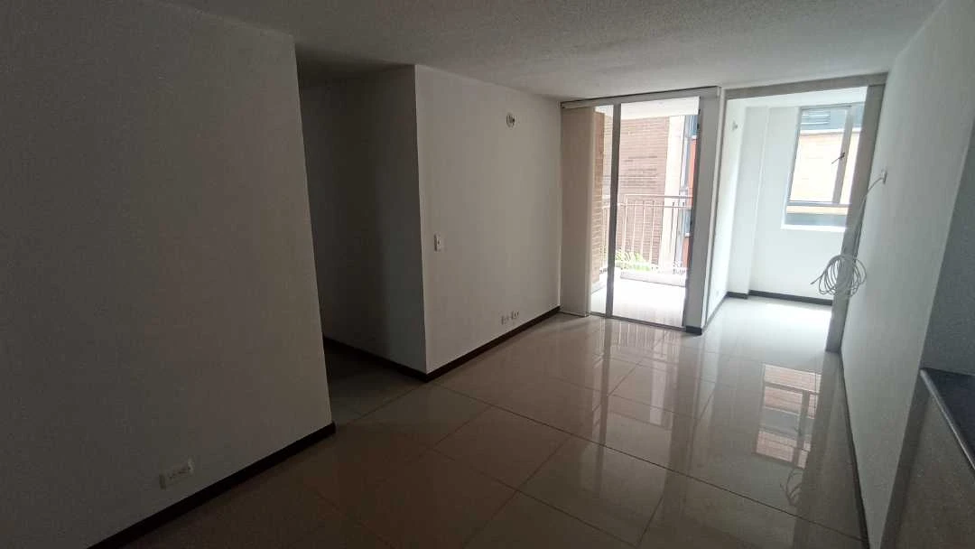Se arrienda apartamento en sector madera cerca ala estación