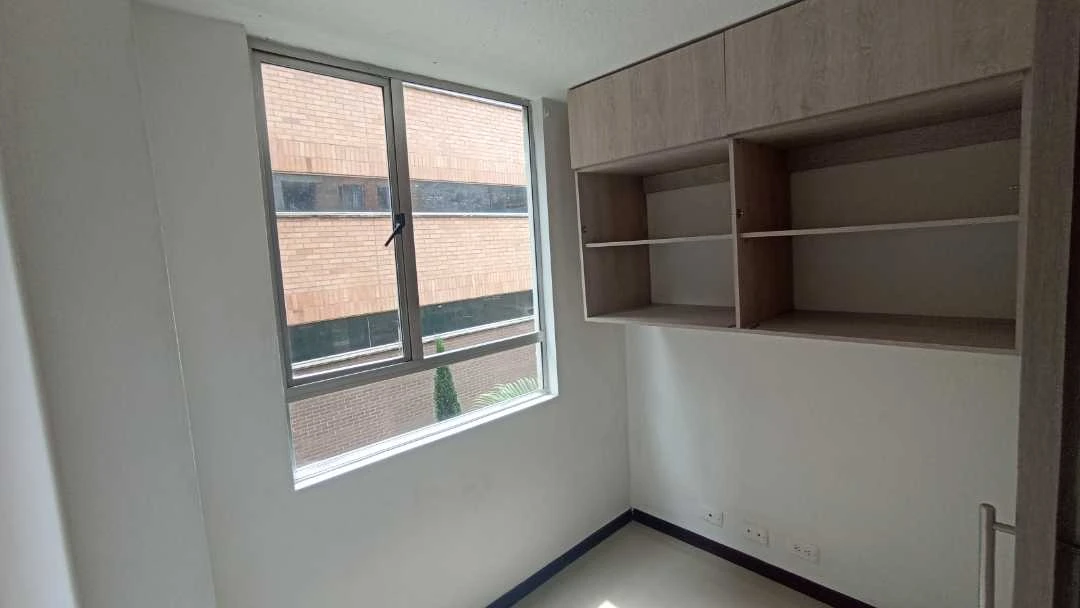 Se arrienda apartamento en sector madera cerca ala estación