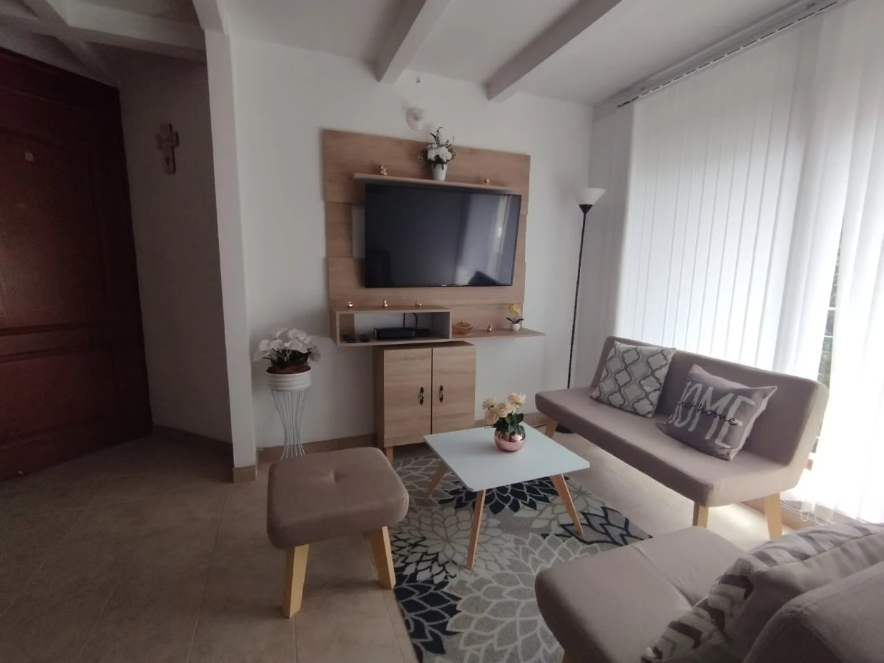 APARTAMENTO AMOBLADO SECTOR LOMA DEL INDIO