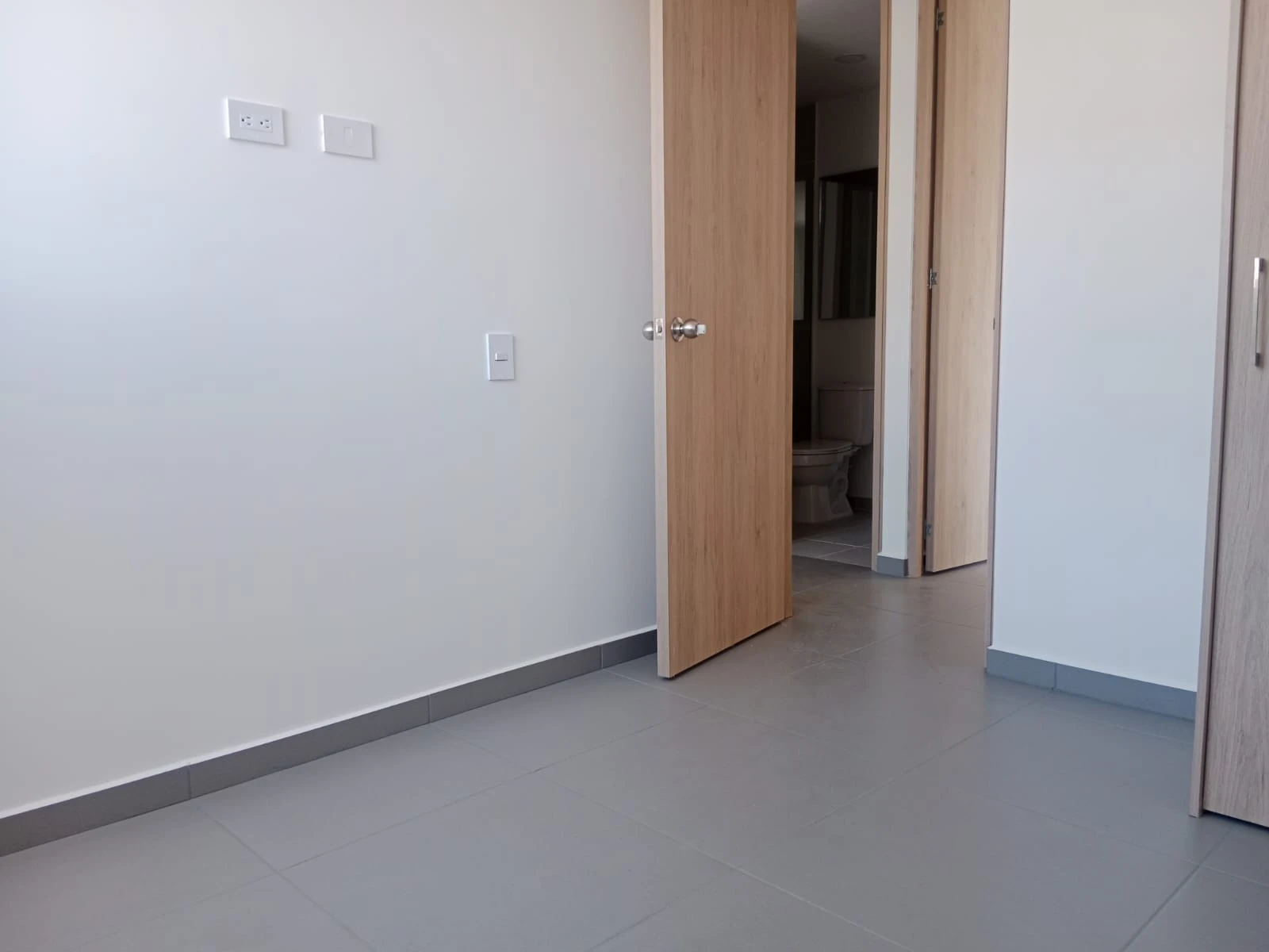 ARRIENDO APARTAMENTO EN EL POBLADO