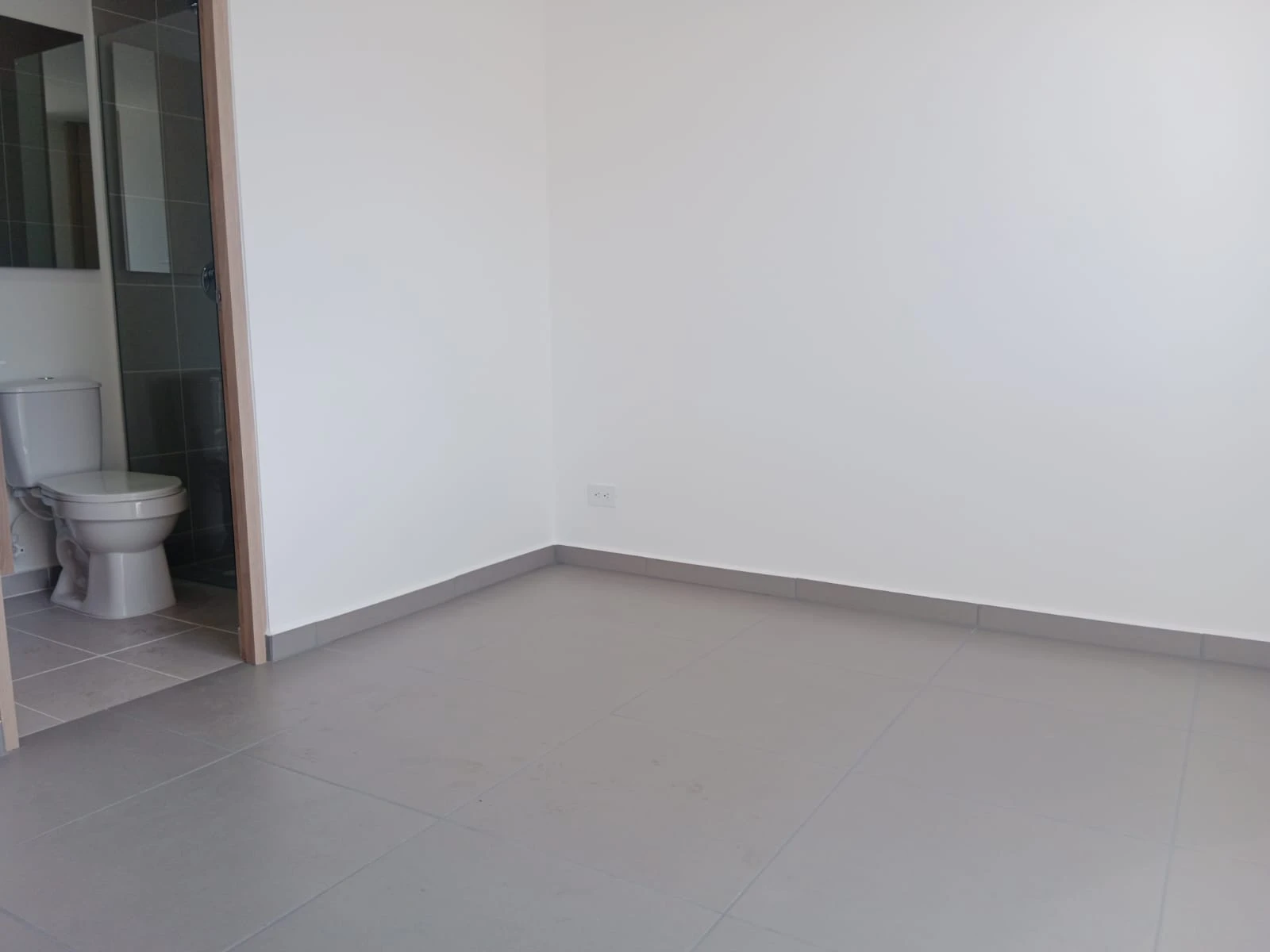 ARRIENDO APARTAMENTO EN EL POBLADO