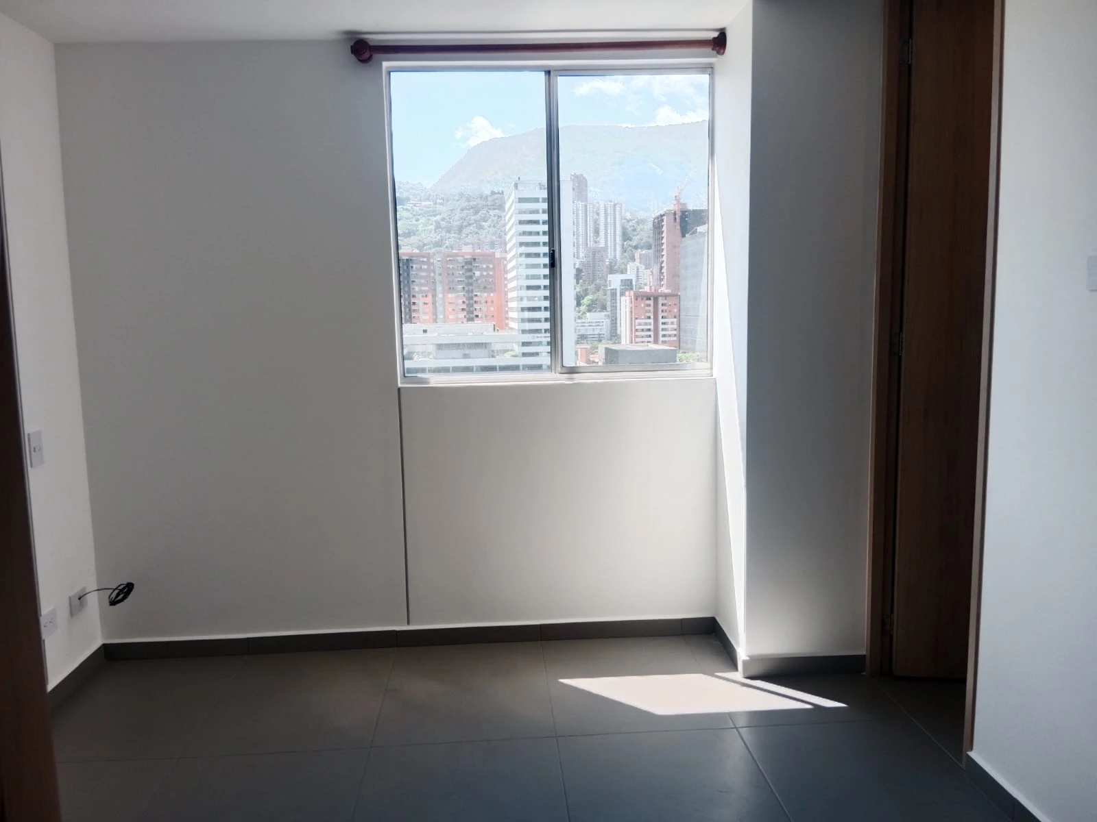 ARRIENDO APARTAMENTO EN EL POBLADO