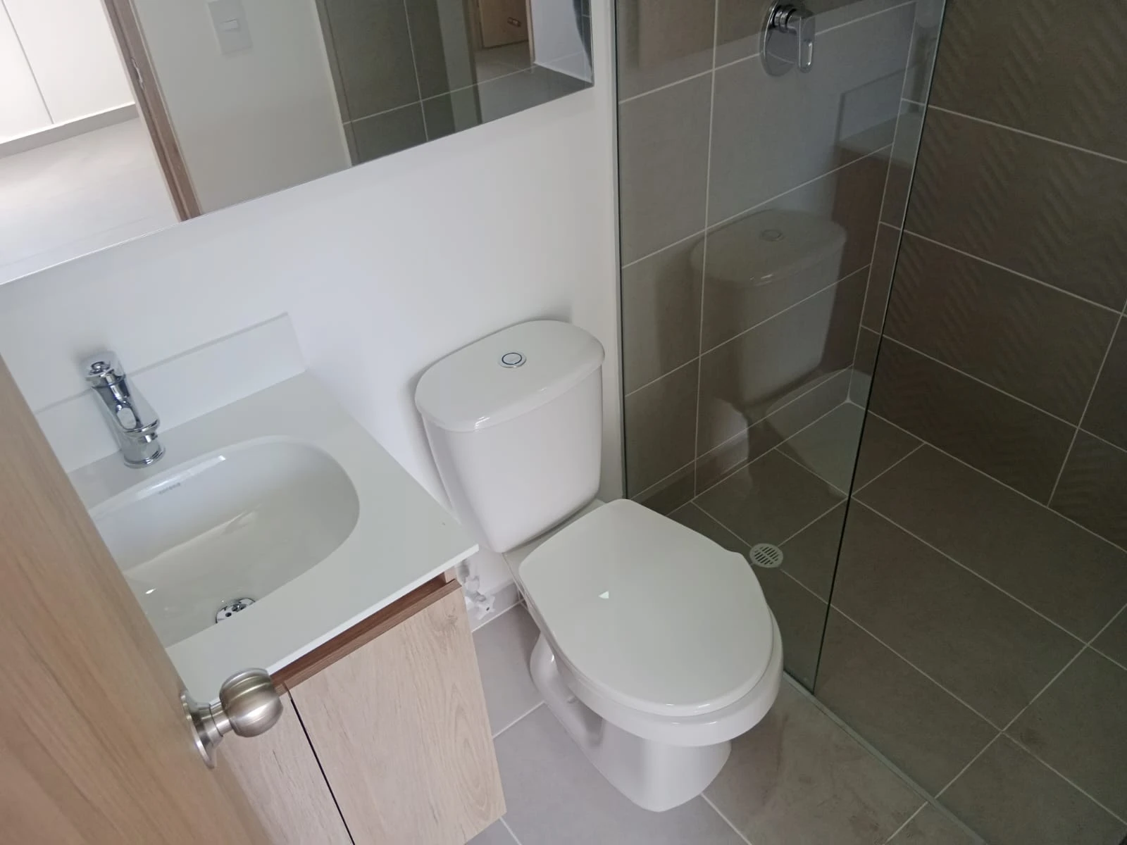 ARRIENDO APARTAMENTO EN EL POBLADO