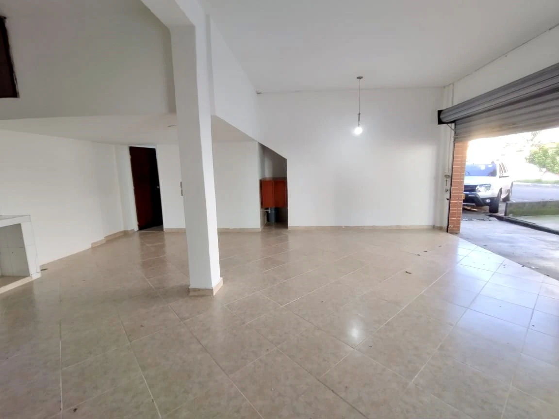 Local en arriendo sector Sevilla