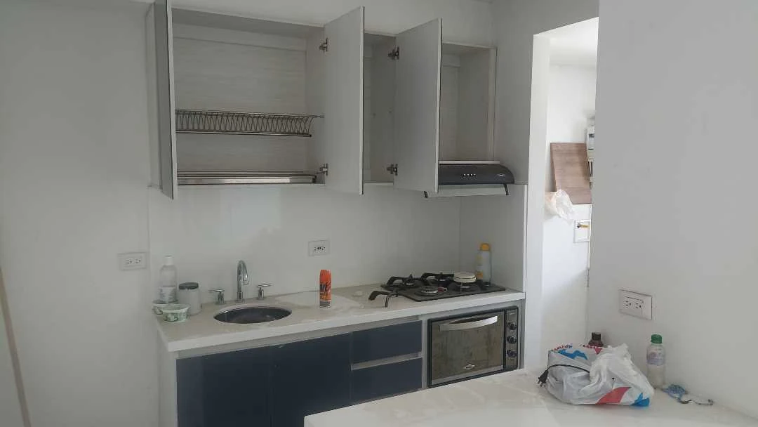 Se arrienda apartamento en niquia al frente de la estación niquia