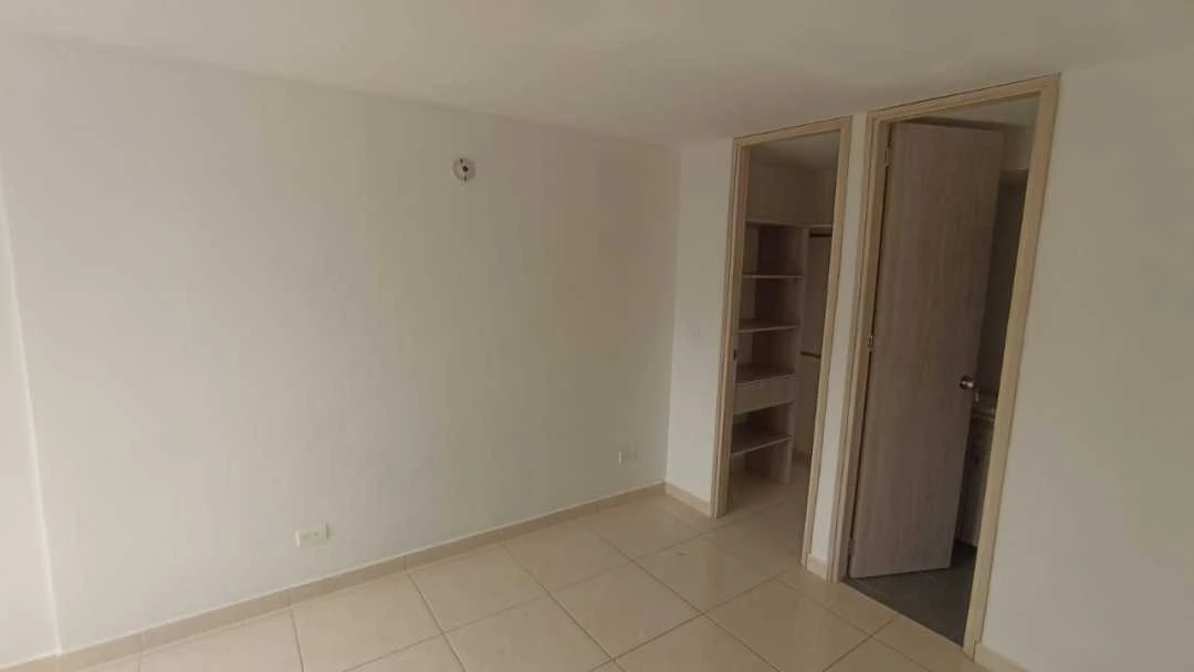 Se arrienda apartamento en sector madera via Machado