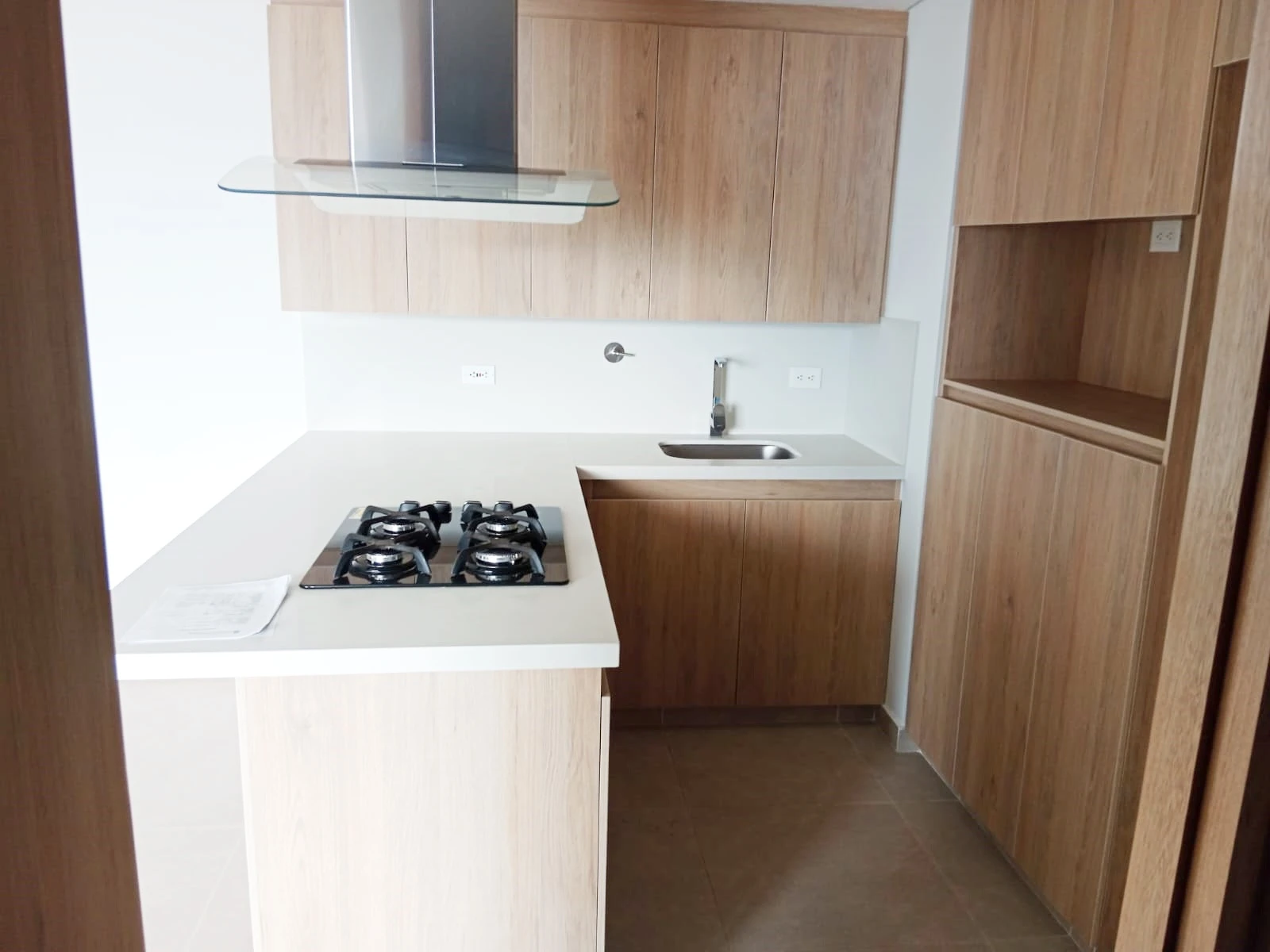 ARRIENDO APARTAMENTO EN EL POBLADO