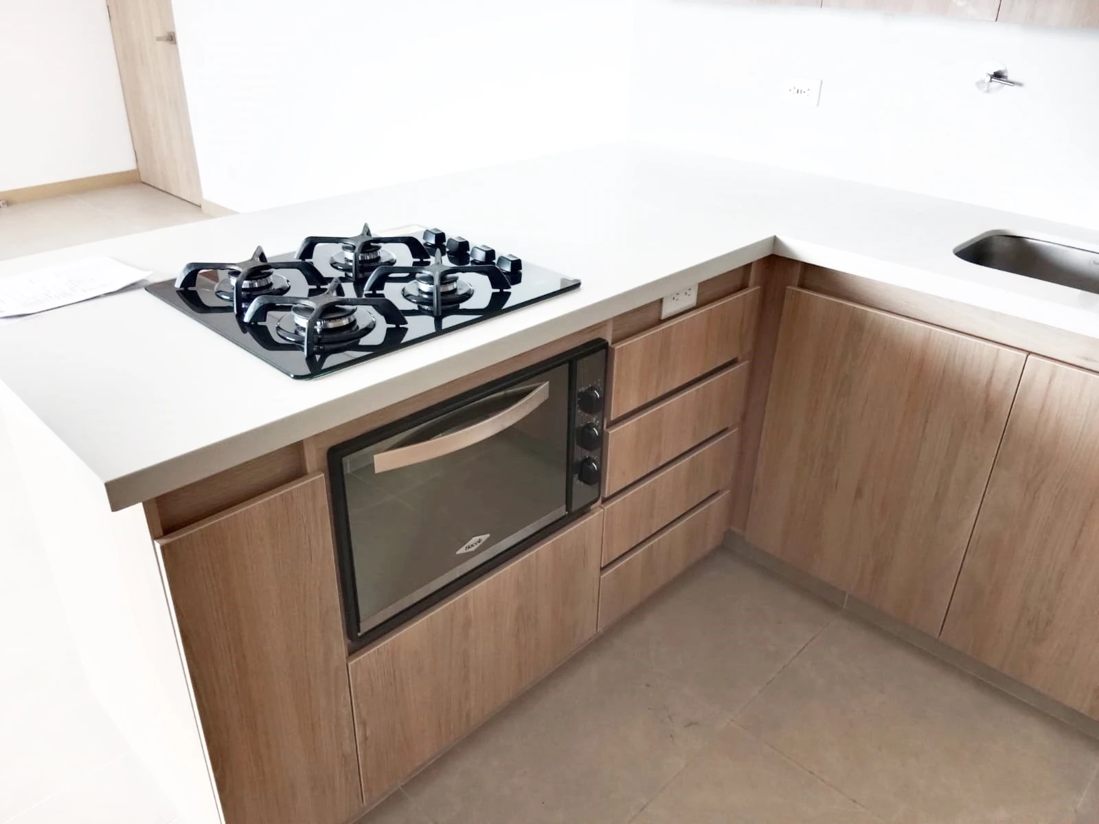 ARRIENDO APARTAMENTO EN EL POBLADO
