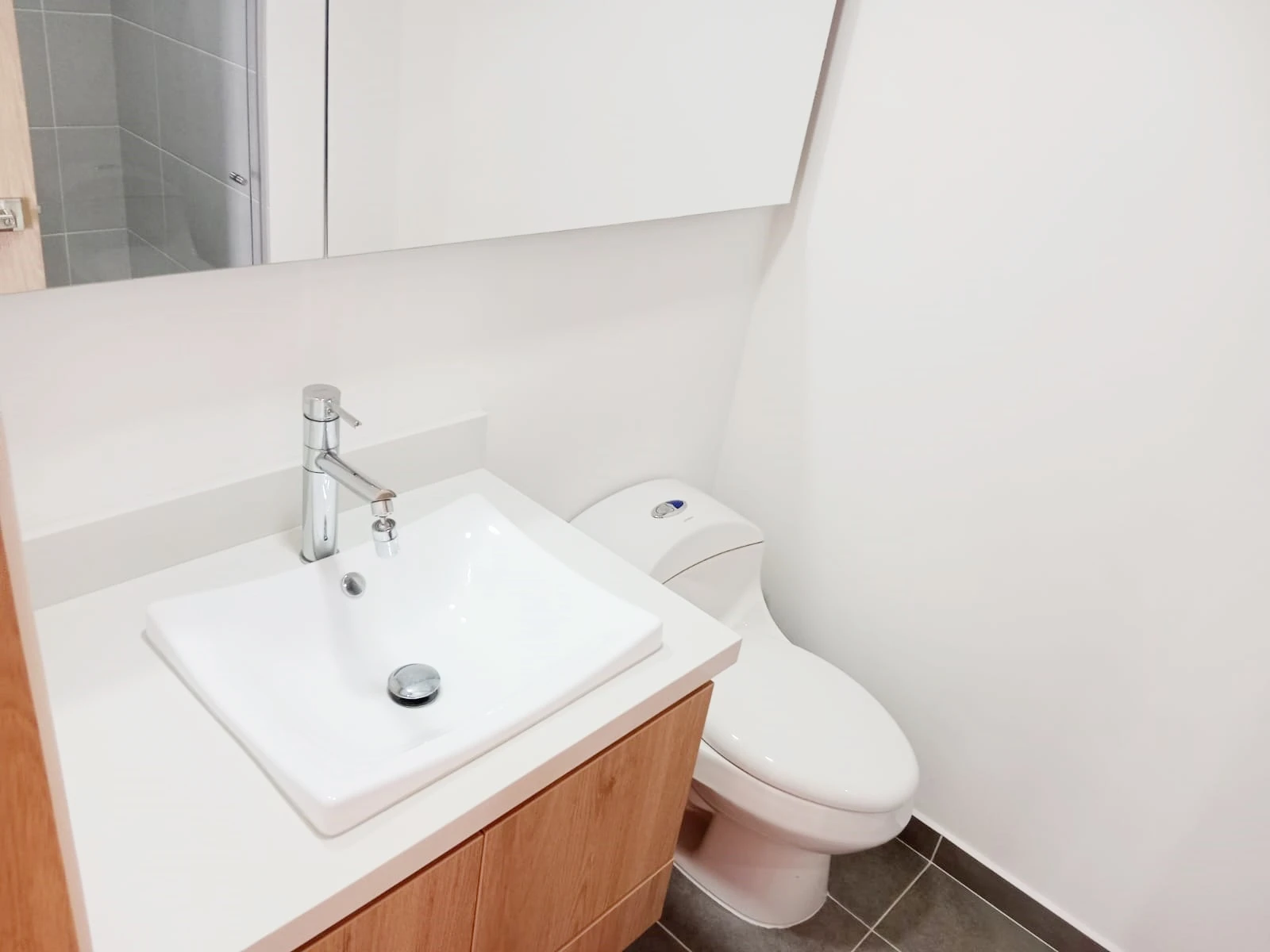 ARRIENDO APARTAMENTO EN EL POBLADO